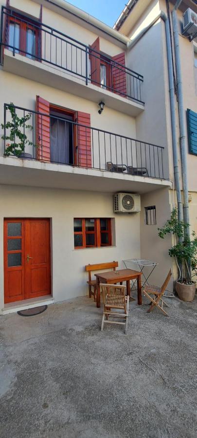 Ana Apartment Sveti Filip i Jakov Exterior foto