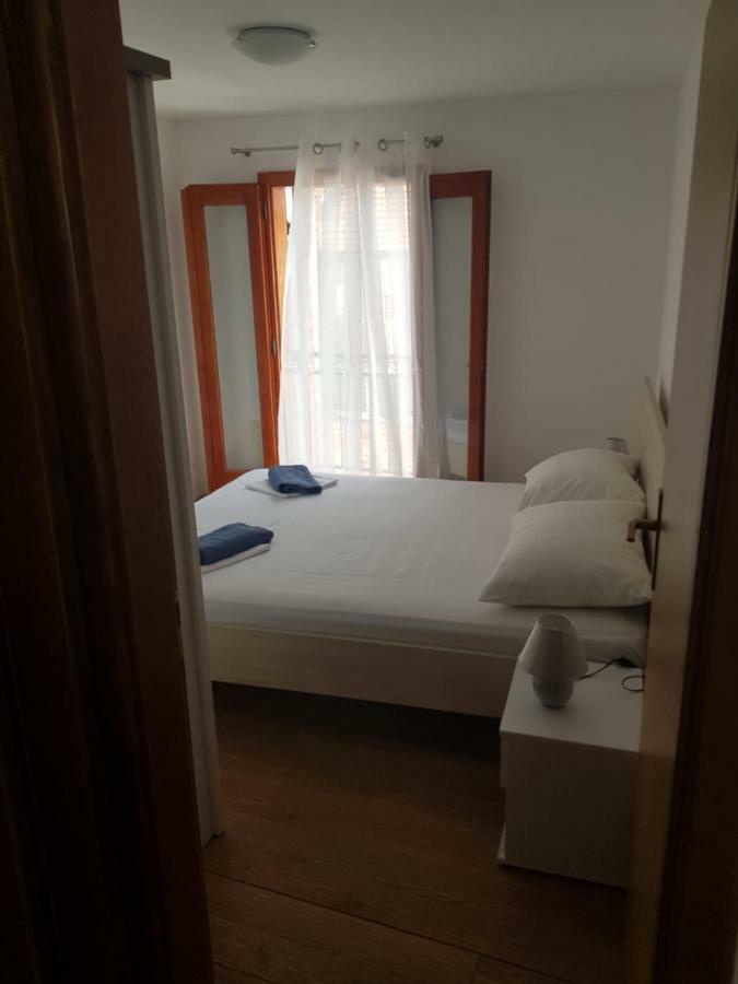 Ana Apartment Sveti Filip i Jakov Exterior foto