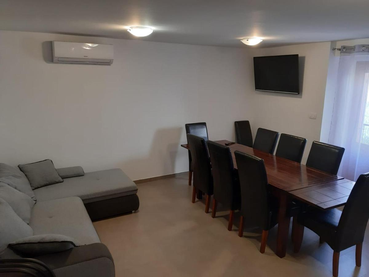 Ana Apartment Sveti Filip i Jakov Exterior foto