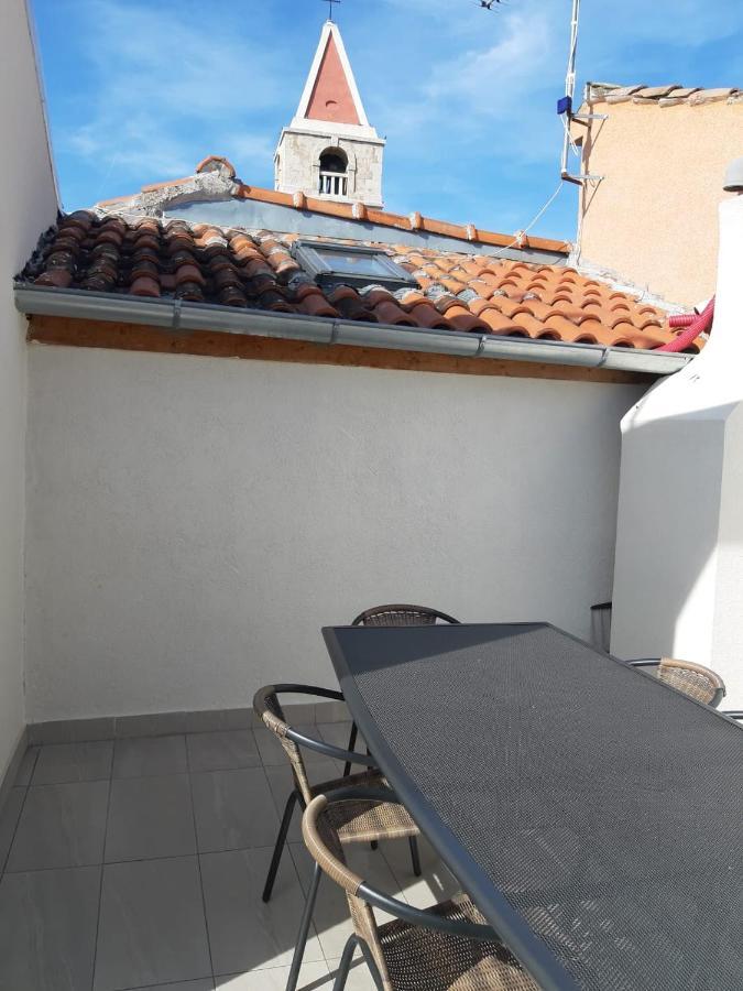 Ana Apartment Sveti Filip i Jakov Exterior foto